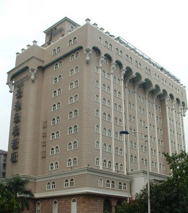 Grand Palace Hotel